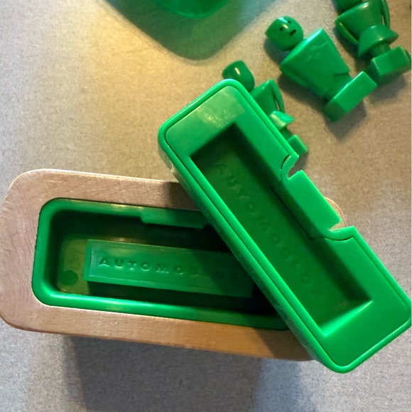 Automoblox Modular T9 Wood Car Pickup Truck Toy - Picture 9 of 12